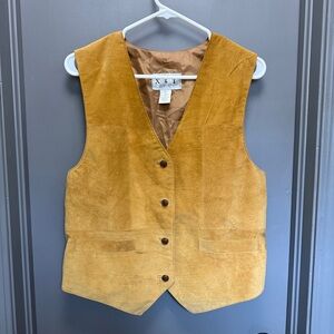 Suede leather vest with Oklahoma buttons